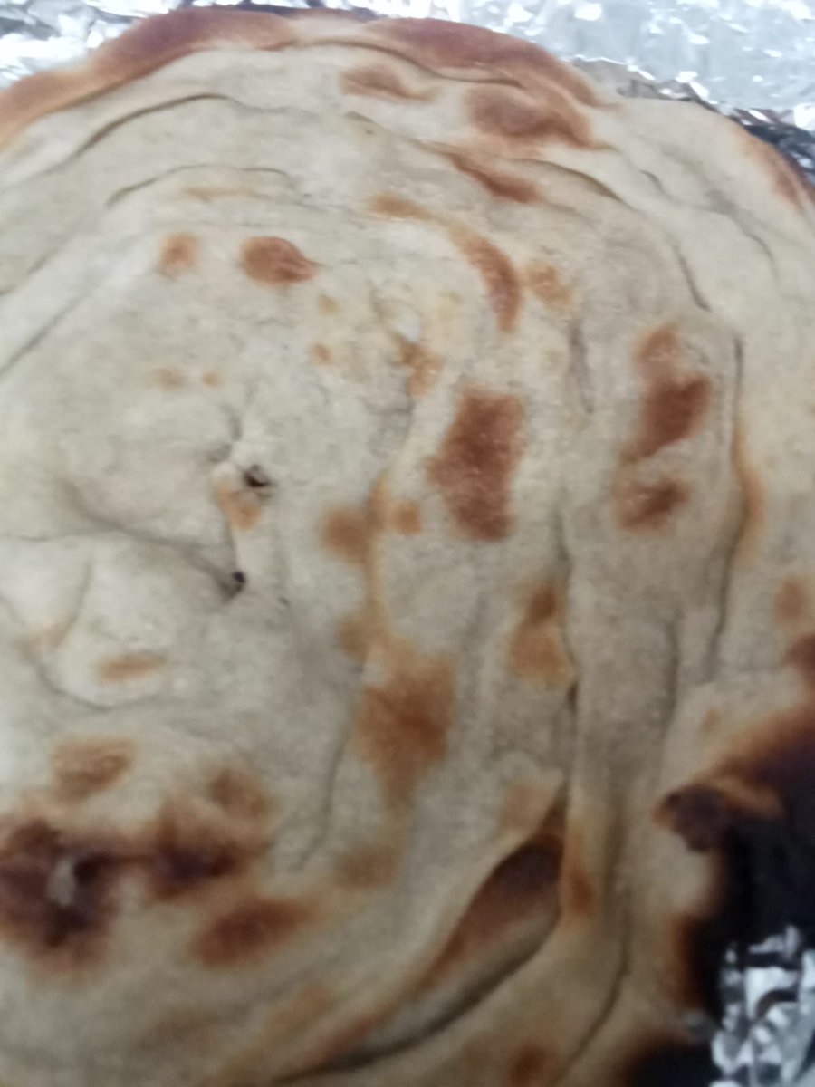 cnaib's tweet photo. I had ordered food from Swiggy on 26 june and i got these dry paranthas which were burnt and not easily chewable and I had raised the complaint for the same but they only refund me 30 rs for 4 paranthas.... And now they are not replying to my mails too https://t.co/ngdBcSITnw