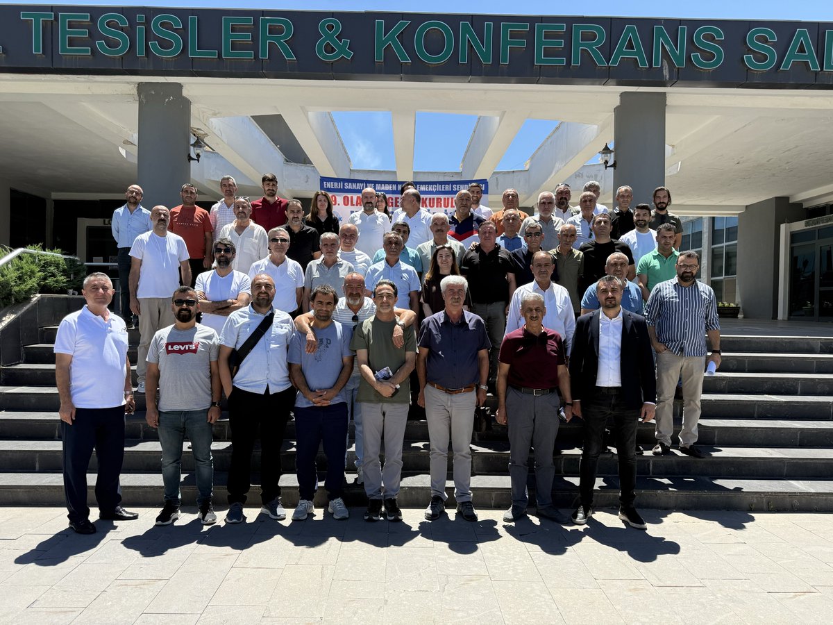 amed_esm's tweet photo. ESM Amed Şubesi olarak 9. Olağan Genel Kurulumuzu gerçekleştirdik. 

Önümüzdeki dönemde de örgütlülüğümüzü büyütmeye, daha güçlü bir sendikal yapı oluşturmaya, emekçilerin hak ve çıkarlarını savunmaya ve emek, demokrasi, barış mücadelesinin savunucusu olmaya devam edeceğiz. https://t.co/t6zX1zd7S1