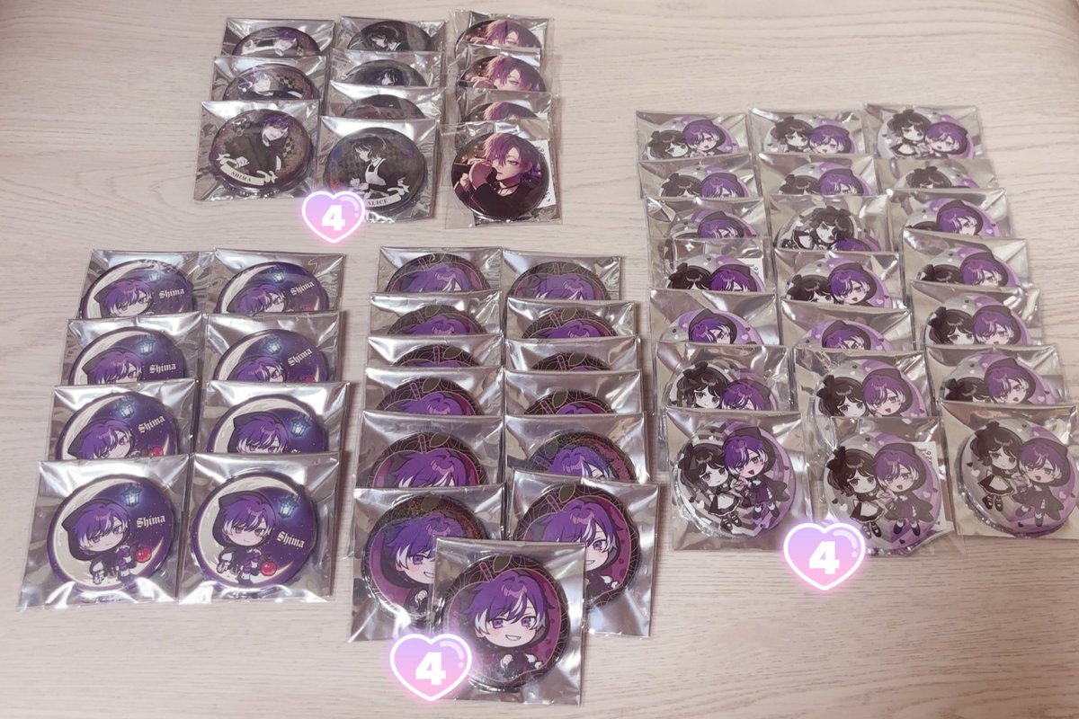 7dz0vf's tweet photo. 浦島坂田船　缶バッジ　交換　譲渡

（譲）画像♡H
（求）買取 or 交換（❤️💜💚💛）
　　※その他グッズでも〇

1枚目ALT必読
気軽にお声掛けください。

#浦島坂田船缶バッジ #浦島坂田船缶バッジ交換 #志麻缶バッジ #センラ缶バッジ #あほの坂田缶バッジ #となりの坂田缶バッジ #しまさか缶バッジ https://t.co/YOHNDiCzD1
