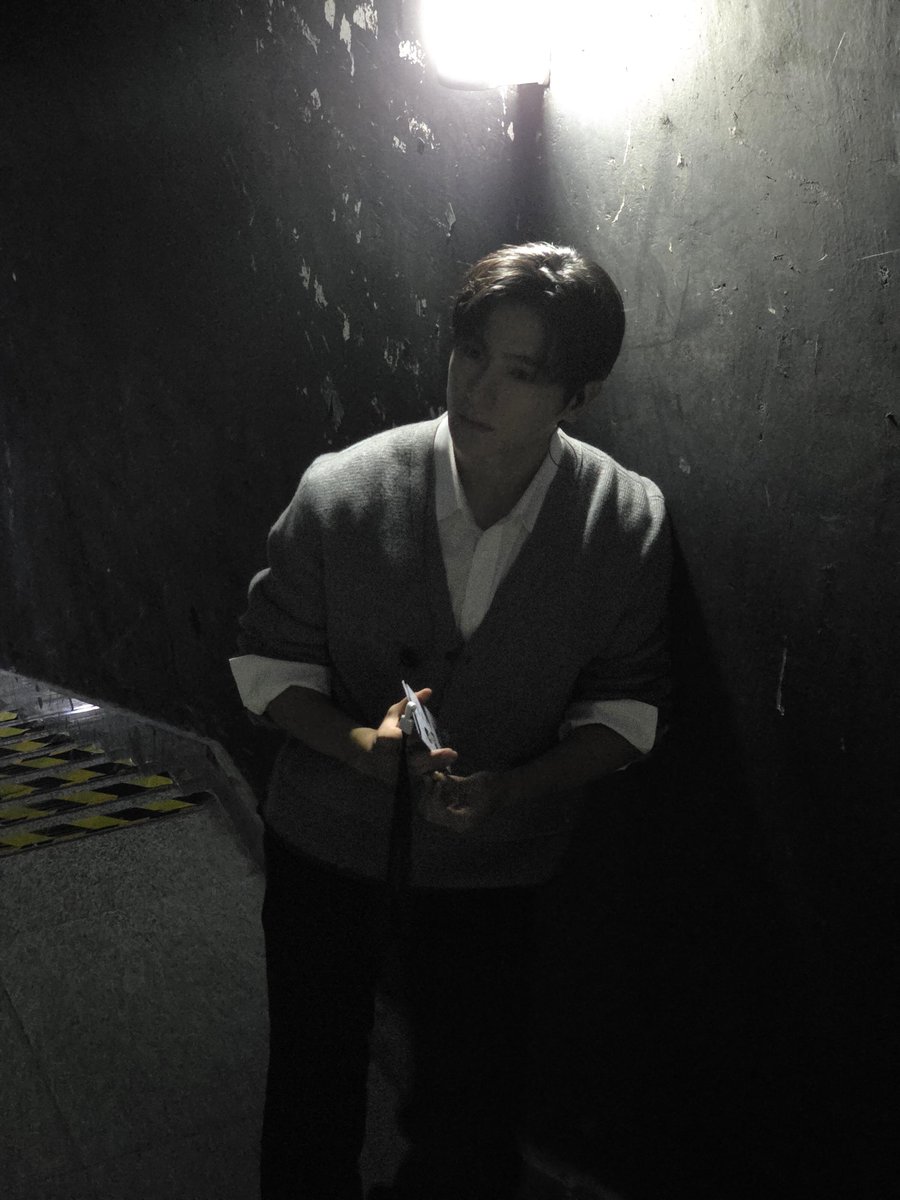 luvnowxx's tweet photo. 하…………………….. https://t.co/biYAxnnrue