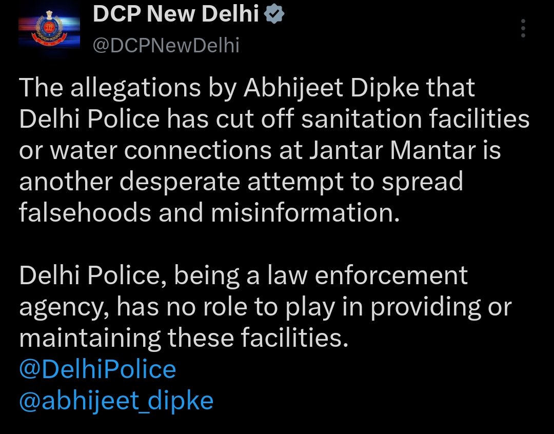 TheHindiDraft's tweet photo. Fake news failao, police se laat khao, aur fir victim card khelo—yahi inka standard operating procedure hai. 

Delhi Police ne bilkul sahi time par aakar inke jhoot ka gubbara fod diya. 

Itna desperate attempt? https://t.co/wG1lTTWy3e
