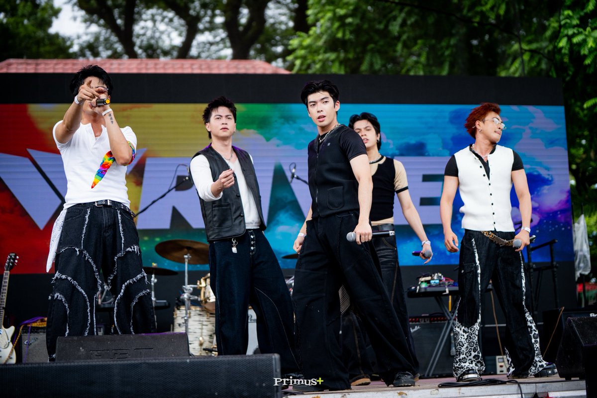 primusplus's tweet photo. 260627 📸 WRIVE
LOVELAB4N: PRIDE PH FESTIVAL 2026
📍 UP DILIMAN, QC

#WRIVE @wriveph 
#LOVELAB4N #PridePH
#PridePHFestival2026 https://t.co/wyFau1iqa4