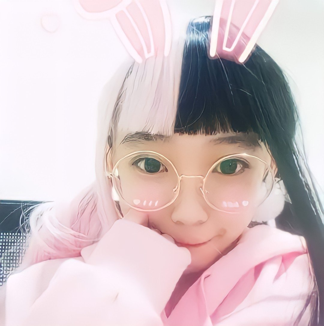 leewei148341's tweet photo. 真的看着又骚又可爱的 就这么想盯榨大家给你吗
#意淫 #射屏 #萝莉 #马来西亚 https://t.co/eWI36caeBw