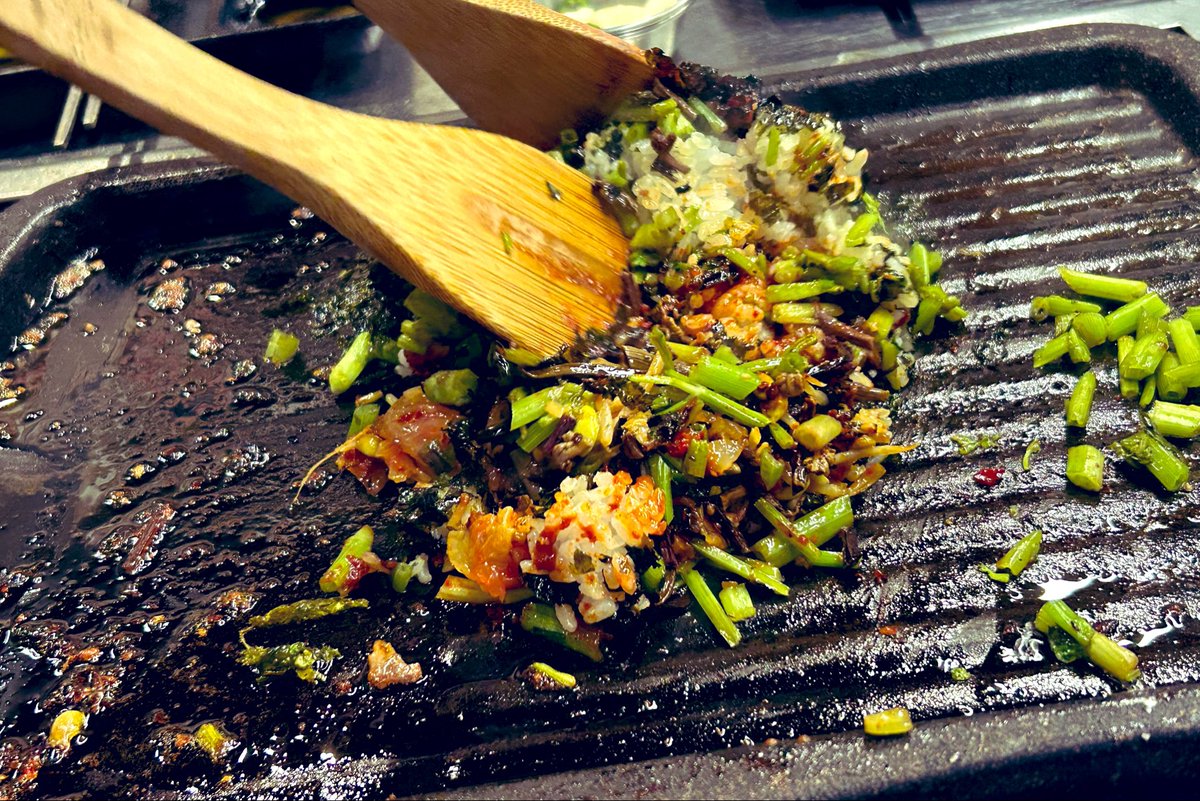 mei_cloud9's tweet photo. 🤲🏽🥬🍚　행복🫶🏽 https://t.co/Neof4DOFEI