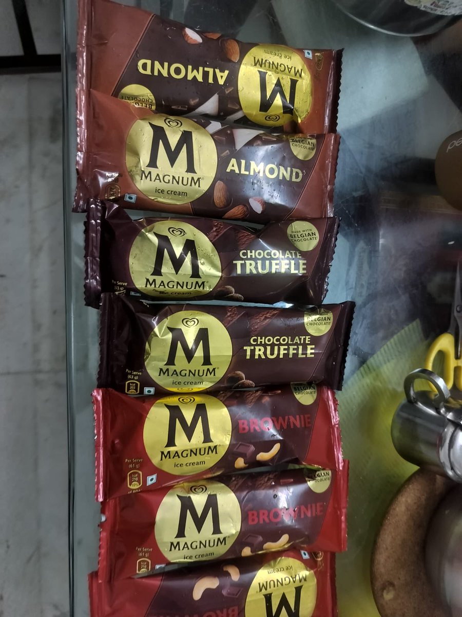 trishool_p's tweet photo. Looted at Hyd/Blr 🤙 https://t.co/rj3qDXcEu8
