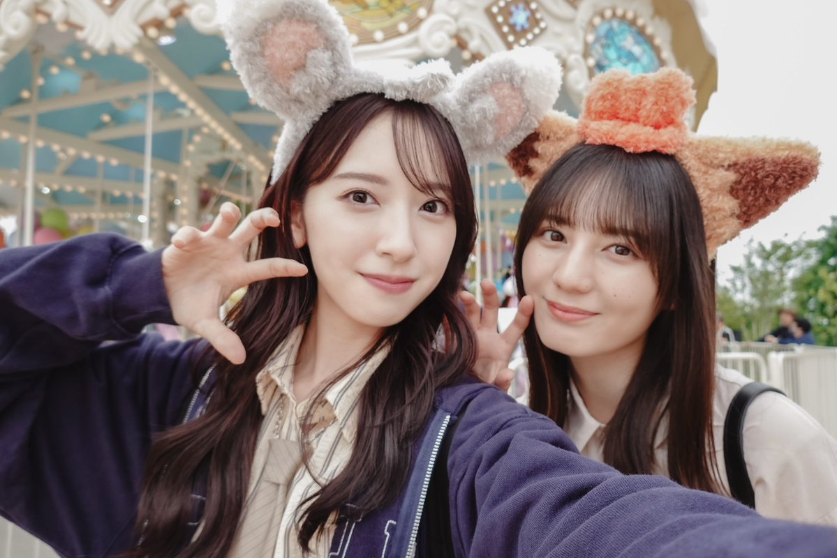 g9_10_'s tweet photo. なおみく尊い🥰
#mikugram #金村美玖 #小坂菜緒 https://t.co/Ucm5e8wxez