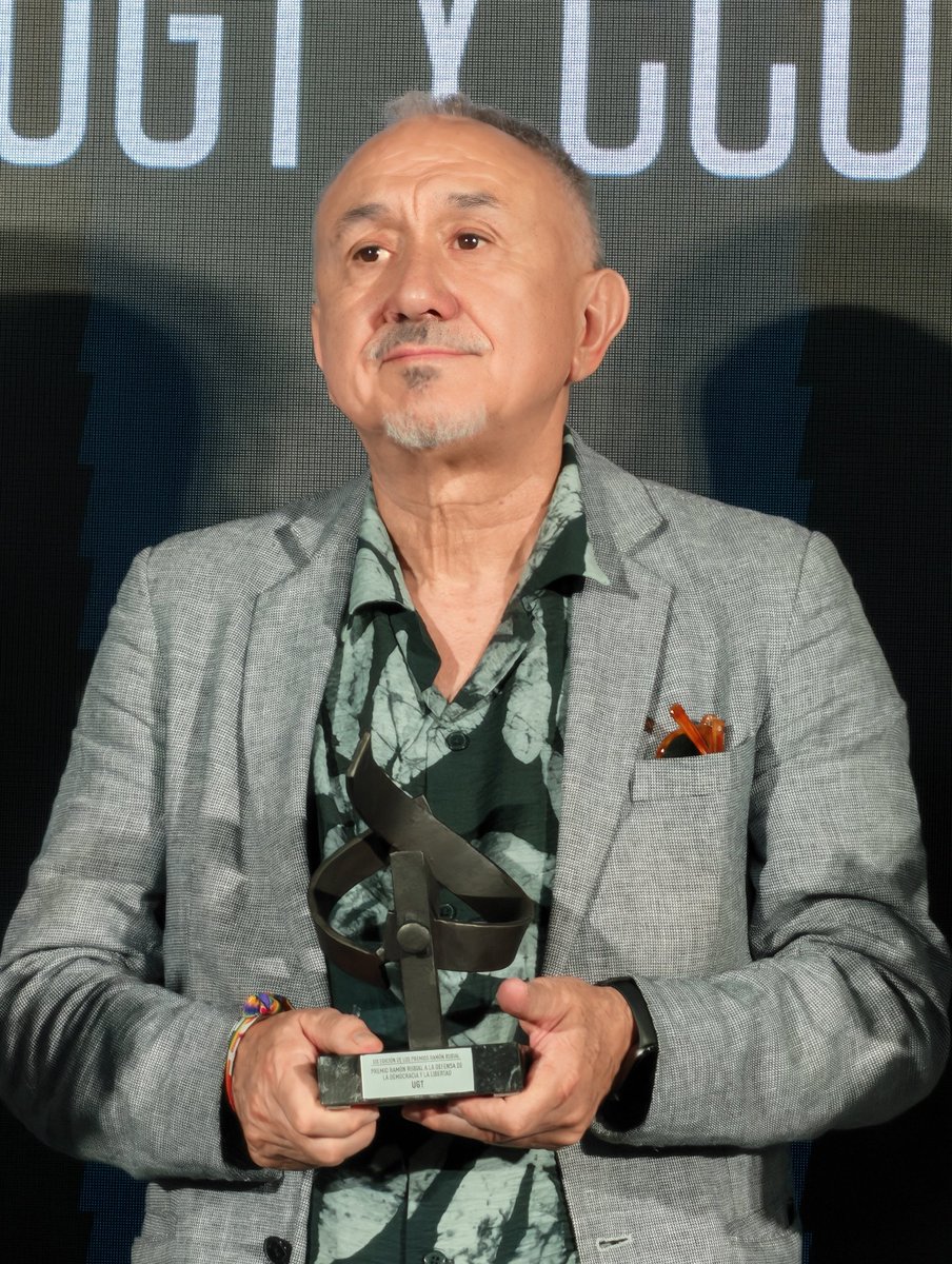 UGT_Euskadi's tweet photo. Eskerrik asko Ramon Rubial Fundazioari, UGT eta CCOO sindikatuoi emandako sariarengatik. Gure idazkari nagusi Pepe Alvarezek jaso du

Gracias Ramón Rubial Fundazioa por el premio a UGT y CCOO por defender la libertad y la democracia. Nuestro SG Pepe Álvarez, ha recogido el premio https://t.co/lLh6RaZBwP