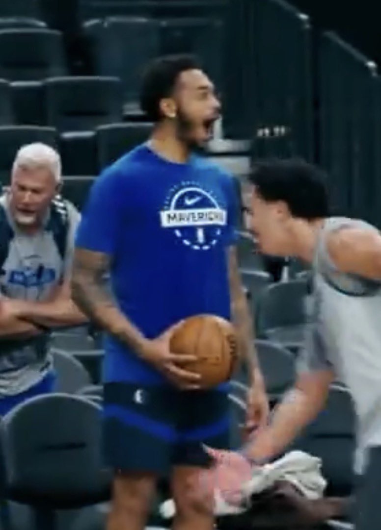 NationMffl's tweet photo. 😂😂😂😂😂 https://t.co/IxJOSmAXEd