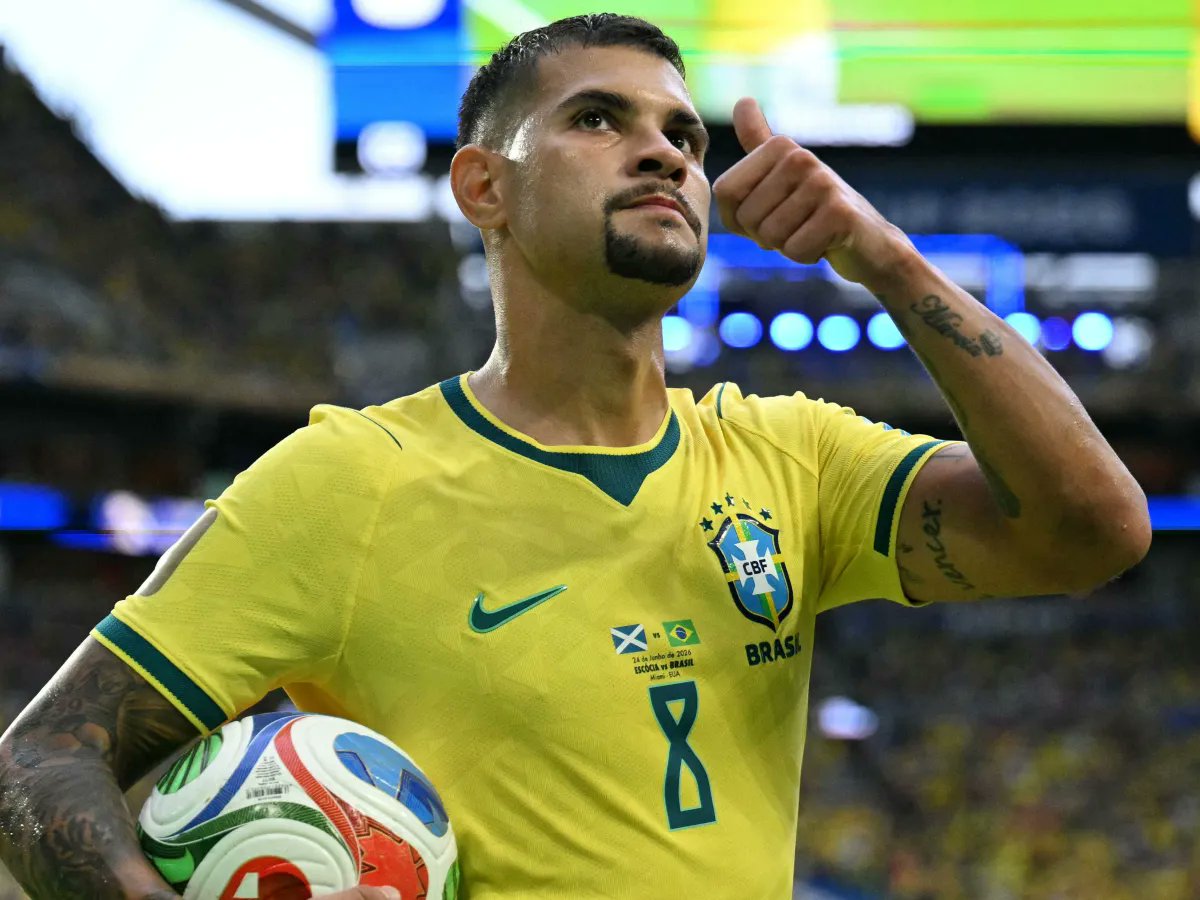 fla_da_opressao's tweet photo. Nem Vitinha e João neves,nem Macallister e Enzo,nem de Jong e Gravenverch,nem Rice e Bellingham,nem Wirtz e Nmecha 

A melhor dupla de meio campistas da copa de 2026 é Bruno Guimarães e Lucas Paquetá!!! https://t.co/Vo72l40W3t