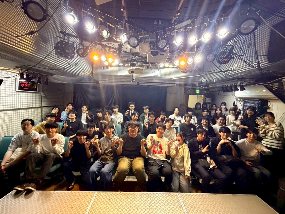 chuo_owarai_'s tweet photo. COP6月定期ライブ
『BLUE間』

1部、2部共に終演いたしました‼️
ご来場いただいた皆様、ありがとうございました🤲 https://t.co/XioT49dDdF
