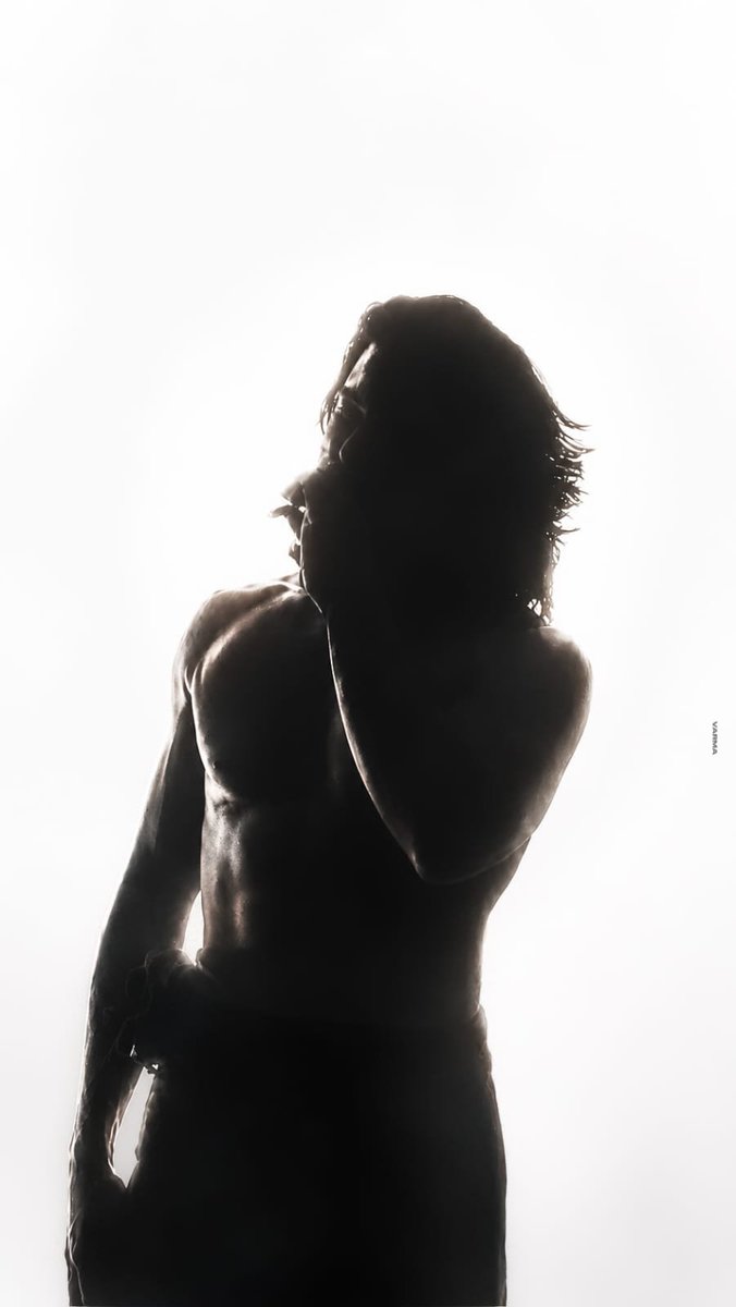 IndianBOReport's tweet photo. RamCharan Creates History by Crossing Bahubali 1 in All 8/8 Territories of Telugu States for the 2nd Time with #PEDDI

It's been a Decade from 2015 &amp; @AlwaysRamCharan is ONE &amp; ONLY Hero to do this twice.

SHER - E - ANDHRA🔥 https://t.co/Do2yQk4HJh