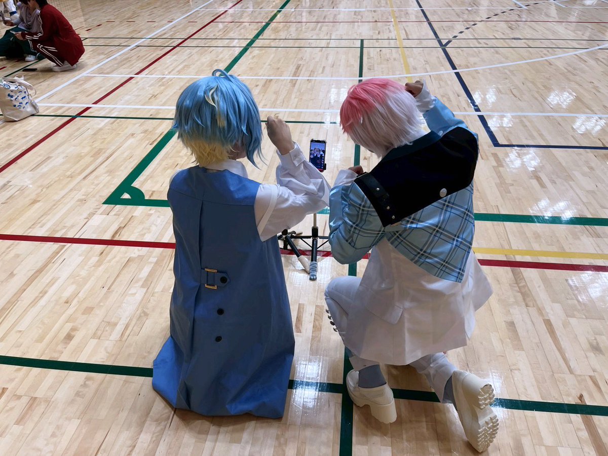 1ep_n's tweet photo. 改めてキキララ㌠でいました🩷🩵
ほんとにドカメロ浴びまくりでやばかったです😭
 #アコスタカルッツかわさき https://t.co/r4evEWEPX8