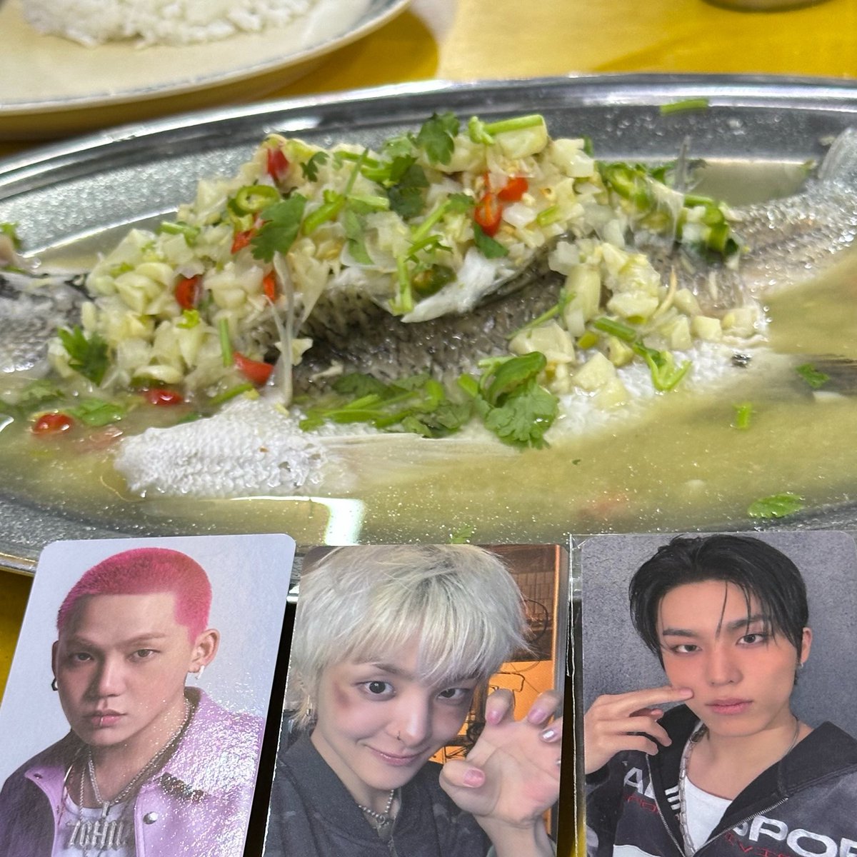 _pochahoon's tweet photo. 67th gen eat gurls https://t.co/ETfCMzk9yT