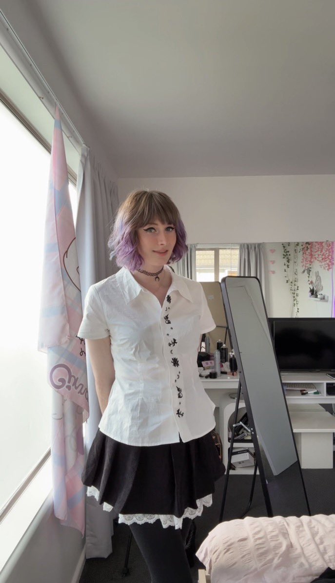 TransGirl7nwj's tweet photo. I tried a new style, what do yall think? https://t.co/M8eUsFJOLn