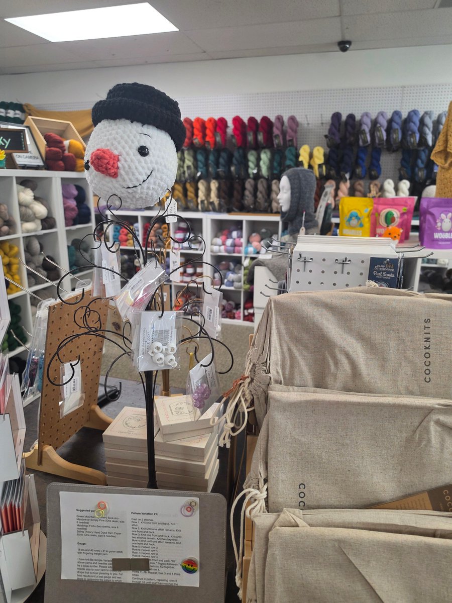 vacationmaybe's tweet photo. Center of the Yarniverse! From hand-dyed yarns and unique fibers to knitting, crochet, embroidery, and needle felting supplies, this cozy shop in Ashland, VA is a dream for crafters of every skill level. @tbexevents #visitashlandva  #ashlandva #centeroftheuniverse #TBEX ad https://t.co/zoEZ262fjc