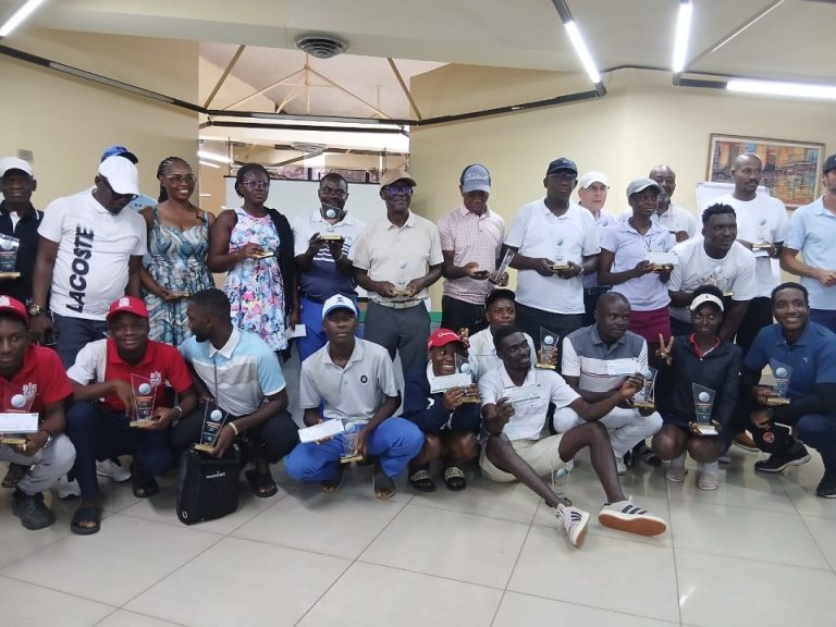 Yamoussouk6's tweet photo. ⛳🇨🇮 Près de 100 golfeurs ont participé à la finale du Championnat national de golf de Côte d’Ivoire 2026 à Yamoussoukro.

Une compétition clé pour détecter les talents qui représenteront le pays sur la scène internationale. 🌍

#Golf #CotedIvoire #Yamoussoukro #Sport https://t.co/Oxi4TOGGmO