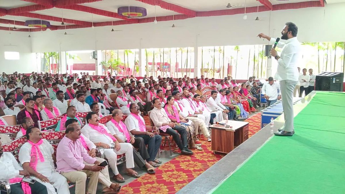 ysathishreddy's tweet photo. Attended Narsampet Constituency’s SIR, party Membership &amp; Social Media training program.

Thank you @PSRNSPT Anna. https://t.co/95Uu8j3J0z