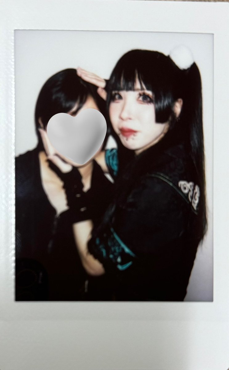 Junchan_515's tweet photo. 2026.6.28

『渋谷　DESEO mini
                  ネクストカルチャーズ』さん

キラ様❤️えんちゃん💚
チェキありがとうございました〜！！
いつもたくさんお話ししてくれてありがとうございます！！明日3Days最終日楽しみにしてます！！

＃皇キラ
＃伊藤えん
＃ワタシは雨
＃地下アイドル https://t.co/KVFmMufZVN