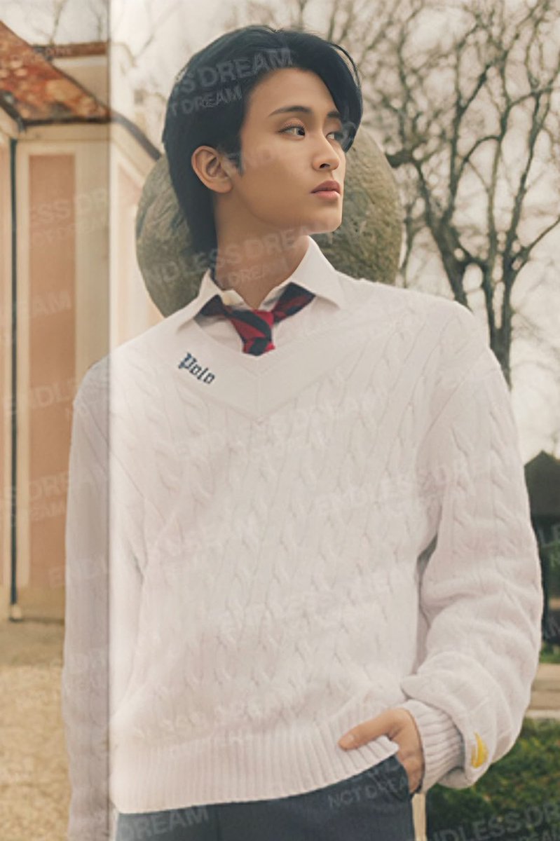 onyourelle's tweet photo. จริง ๆ นางก็ใส่อะไรแนว ๆ นี้มาตั้งนานแล้วนะ ไม่ใช่เพิ่งมาใส่ตอนออกจากวง แล้วที่แต่ง ๆ แบบนี้คือโปโลคะ สไตล์นางชัดมาตลอด มีกางเกงส้มนี่แหละที่หลุดเกิน 555555555 อย่าเอาการแต่งตัวไปยึดโยงกับการนับถือศาสนาเลย ไม่เกี่ยวกันสักนิดงะ 🥲 https://t.co/wNBv3fGtYu