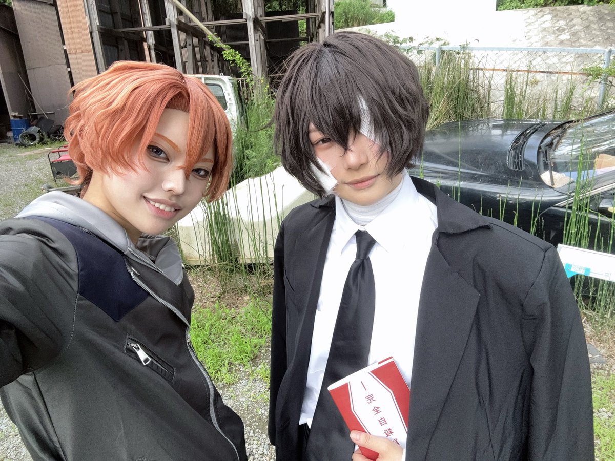 tsukihi_cosplay's tweet photo. BSD十五歳コスプレ撮影行ってきました~！暑すぎて滝汗でした🫠

いい距離感の🎩と🤕たくさん撮っていただいたのと、今回も解釈をゴリゴリに詰めてきたので早く見てほしい……🤭 https://t.co/wcTH1pXku5