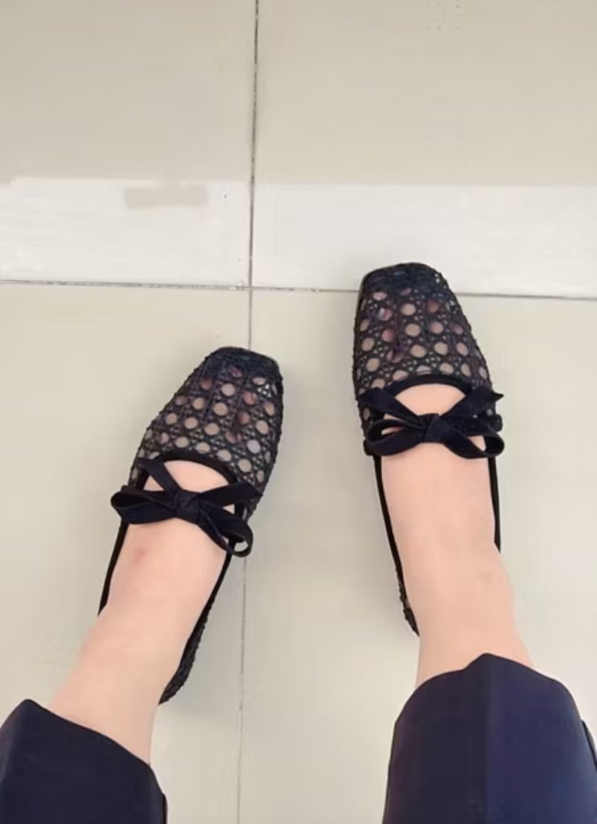 Alphaenglish24's tweet photo. @womanfeeds_id Minpha lagi sering pake ini nder, lucu pollll https://t.co/RxR3d8yxIV https://t.co/qX5EvcYkyC