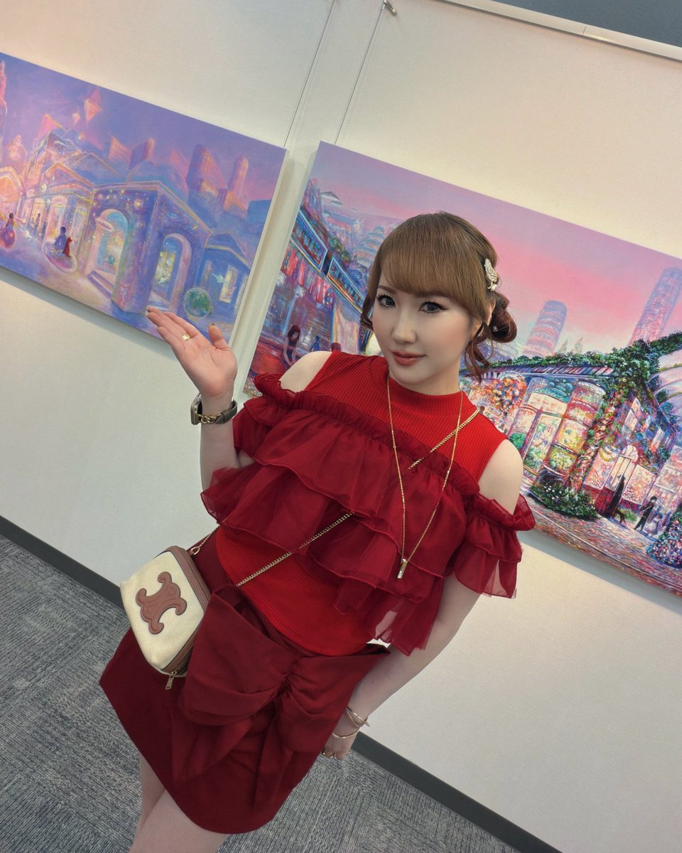 christy516's tweet photo. ＜喜寿記念・井上直久新作版画展＞
📍 ART SPACE SKY GALLERY

ジブリ大好きｸﾘさんですが❣️
待ちに待った‼️
井上直久先生の版画展に😍🩵

「耳をすませば」のバロンの物語で
幻想的な素晴らしい世界観を演出する
あの感動的な背景の数々✨

版画展最高でしかなかった🙏🏻✨
先生が��際に絵について話してくれて
格別な日でした☺️🌈