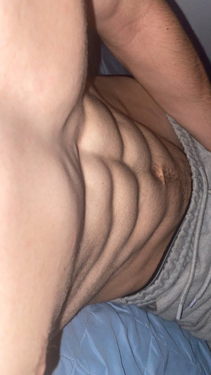 dltwunkhunter's tweet photo. trimmed or not? https://t.co/JGT7d2l7pY