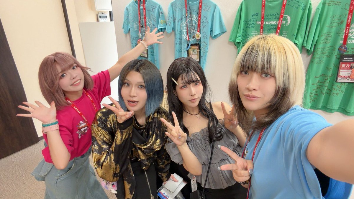 miomayocom's tweet photo. #みおまよ展 in大阪🐙

2日間ありがとうございました‼️✨
想像以上にたくさんの人に観にきていただけて本当に嬉しかったです❣️🥹

ウェルカムコスプレイヤーもトークショーゲストも豪華なメンバーに来ていただけて本当にみおまよは幸せ者です😭✨

最後、１箇所くらいできたらいいなぁ🥰 https://t.co/Ho4x9Vrpdx
