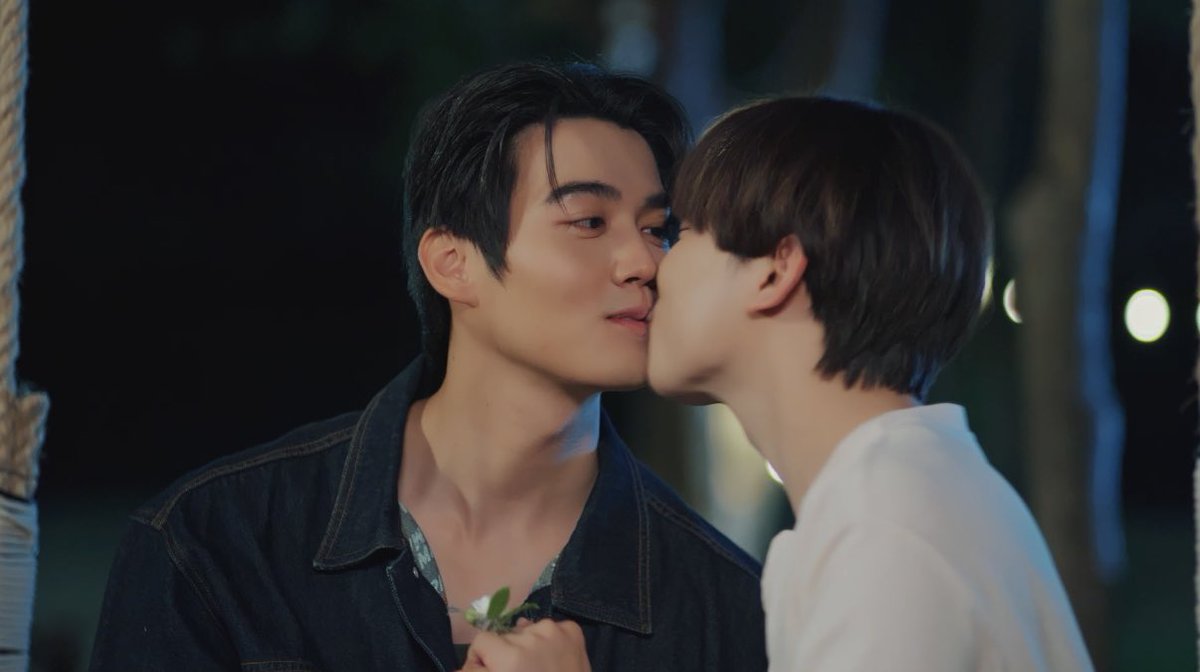 yourdeardaddyth's tweet photo. ความรักสุดละมุน ของพ่อเลี้ยงและสายธาร💕

Your Dear Daddy
#เรียกแด๊ดสิธารFINALEPISODE https://t.co/akZaF57aTt