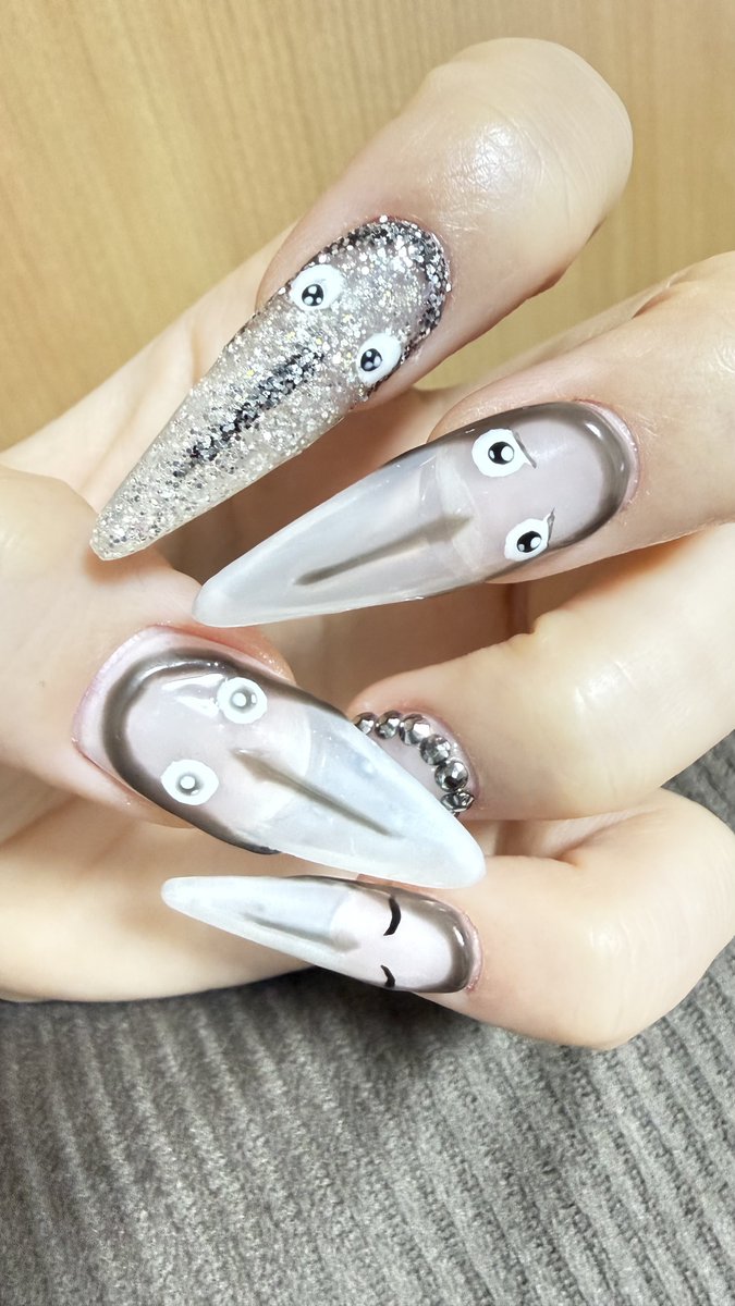 _chipu_newac's tweet photo. 薬指ミスったかもしれんから他のお気に入りのクジマ🫶
人差し指と中指のクジマ上手くできた🥰
でも全部可愛くてクジママジでほんとに可愛い♡(ू´﹀` ू)
#クジマ歌えば家ほろろ https://t.co/xaFgXjb6L0