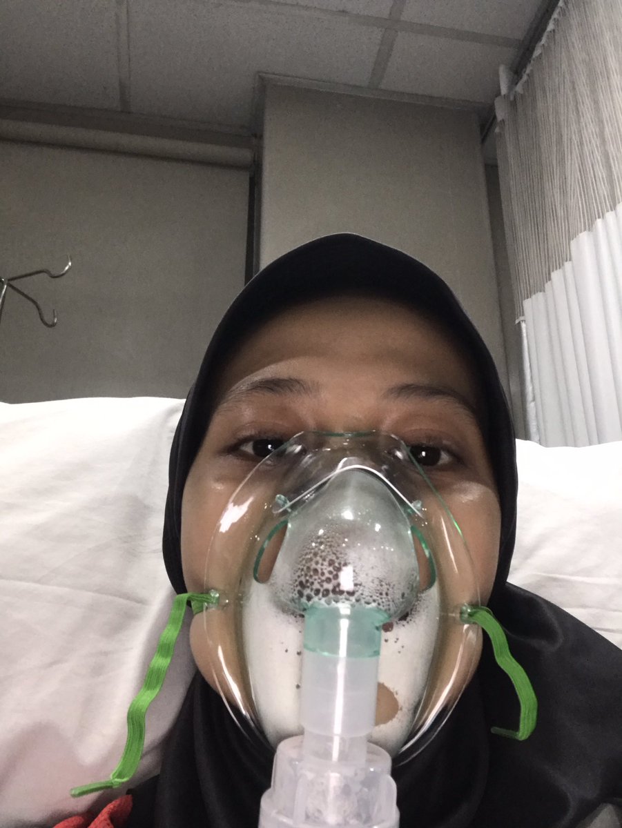 bowlyummys's tweet photo. bohong bgt klo selama kuliah gada strugglenya, BANYAK BGT😭, naik turunnya kerasa bgt, pressure ada bgt, takut ngecewain ada bgt, ngerasa ketinggalan sama circle sndr krn cuti 1 smt, sampe di titik skripsian sndr lbh ngejaga mental dan batin🤸🏻 https://t.co/P74XCS595X