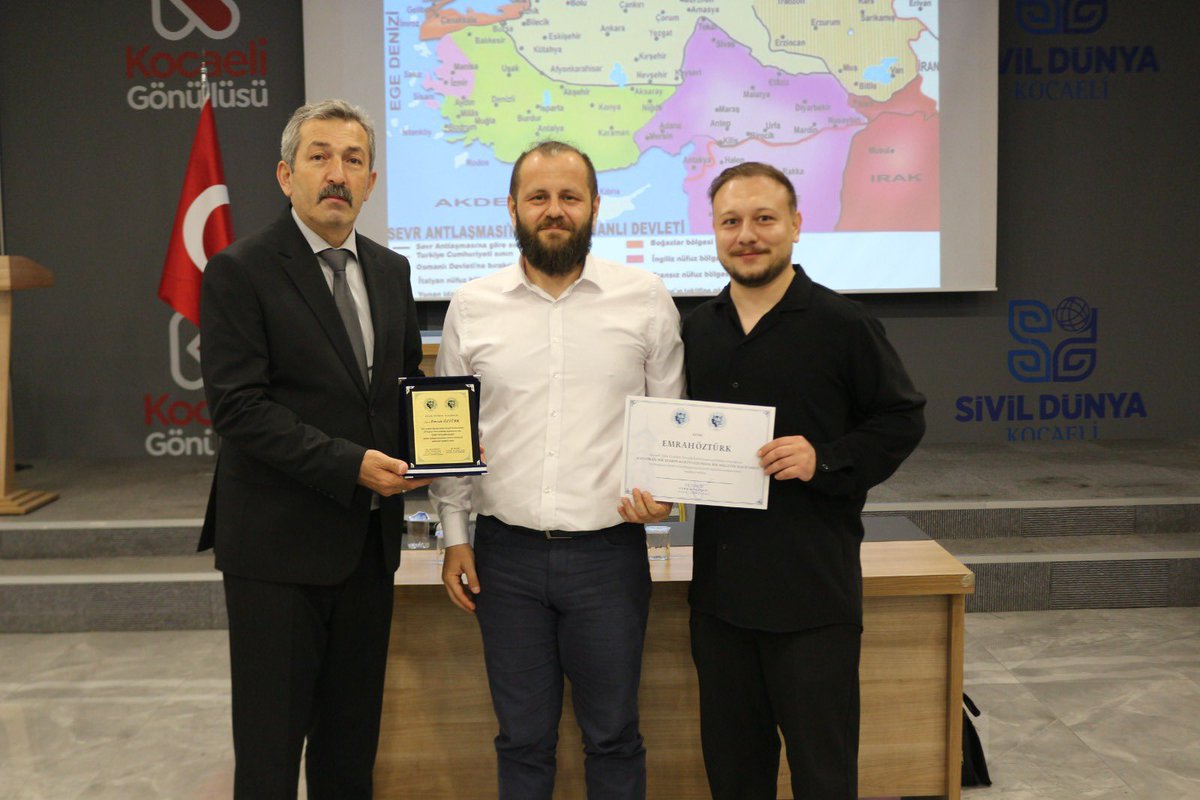 KocaeliGencTO's tweet photo. “28 Haziran: Bir Şehrin Kurtuluşundan Bir Milletin Hafızasına” başlıklı programımızı gerçekleştirdik.

Kıymetli değerlendirmelerde bulunan Emrah Öztürk Hocamıza ve katılım sağlayan tüm misafirlerimize teşekkür ederiz.

#KocaeliTürkOcağı 
#KocaeliGençTürkOcağı #KocaeliÜniversitesi https://t.co/moMejcyHC5