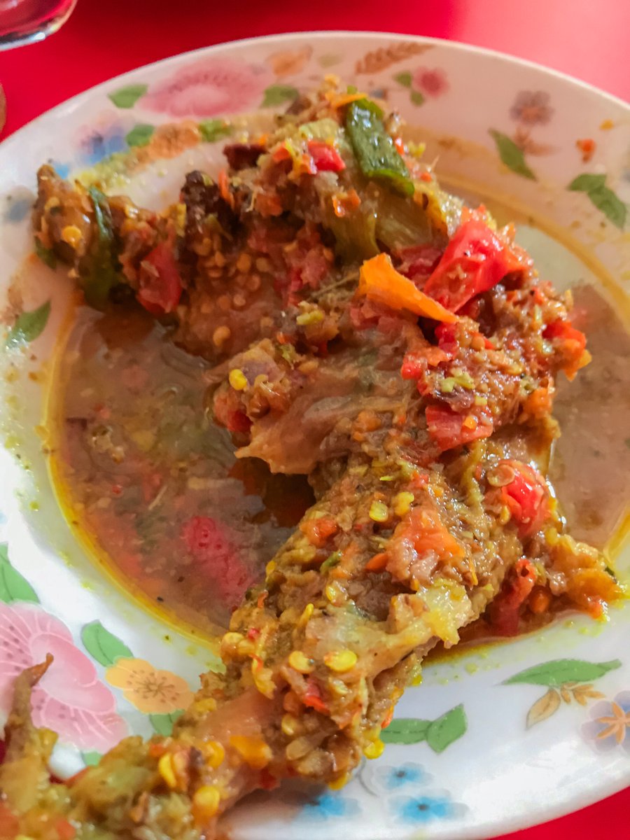 spring_cherry27's tweet photo. #WeekendChicken part 3 edisi jajan selama aku mudik kali ini

Tau gak ini menu apa aja dan belinya dimana?
Warga Malang harusnya tau sih apalagi yang hobby kulineran soalnya 3 dari 4 foto di atas semuanya tempat makan di Malang.

*nyolong foto gue denda 100jt☺️* https://t.co/p5RkZWsVyp