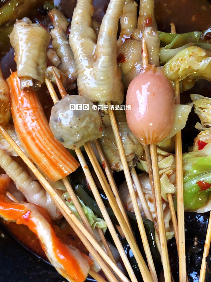 filipepilas66's tweet photo. Craving crispy golden fried squid skewers on the street A quick, salty bite that hits different after a long walk—street food at its finest! https://t.co/0mQ04UGeWo
