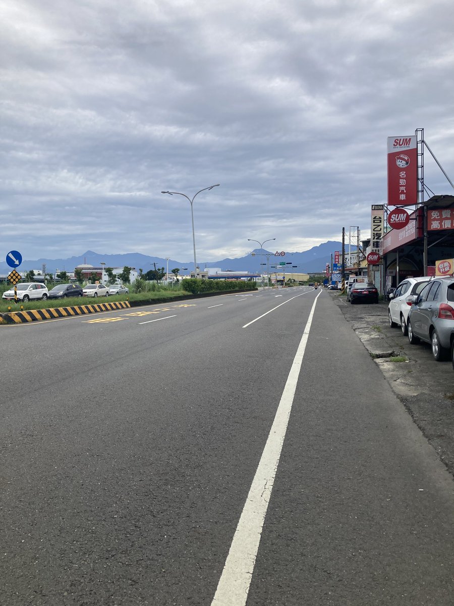 155EK155's tweet photo. 冠水が引いた後、平和な町並みに戻りました。

Es交信が盛んだった日本国内では、夕方にはF層による遠距離交信も少し出来ました。

久しぶりのFBな交信、ありがとうございました。

#PEC_JT https://t.co/54rcdVflRt