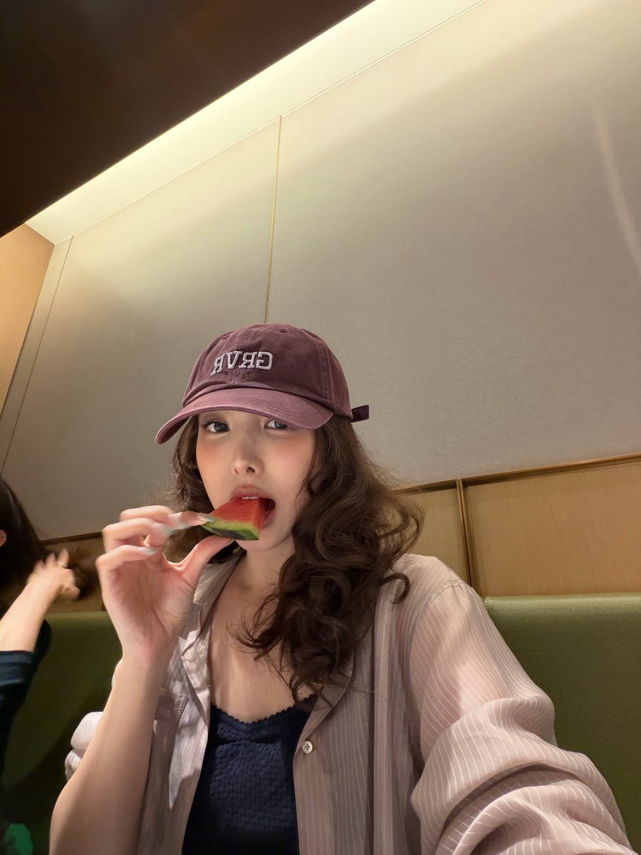 ny1baningf's tweet photo. 수박 맛있겠다 https://t.co/QXowWfc59k