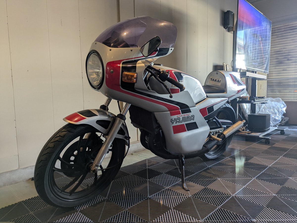 medama_72's tweet photo. YAMAHA好きの同級生が、福島県喜多方市に、🏍️ギャラリーガレージと民泊を始めます🤩
YAMAHA好きでない方ももちろん泊まれますので、ヨロシクです（まだ完成はしてません）
OPENしたら、また、お知らせします🫡

#RZ350 
#RZ250 https://t.co/FUrrZdg0XE