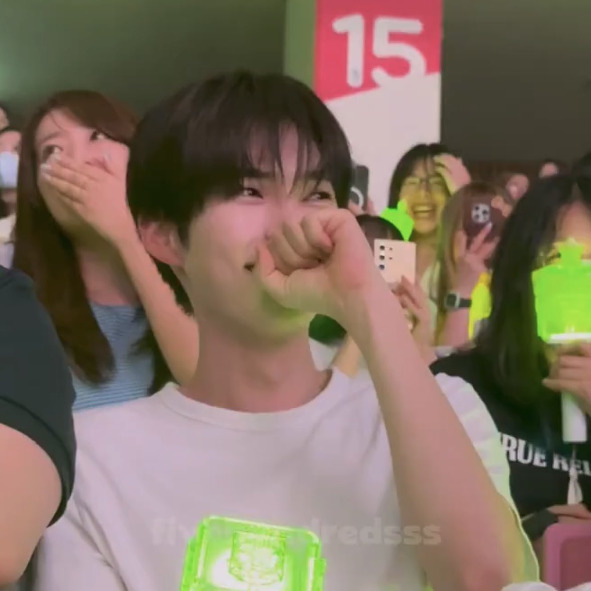 sereinhaze's tweet photo. samasama 2001, samasama nctzen mentok, samasama jaehyun biased, samasama CANTIK. i need these two to be bestfriends so bad 😭 https://t.co/uTAEhXbMyd