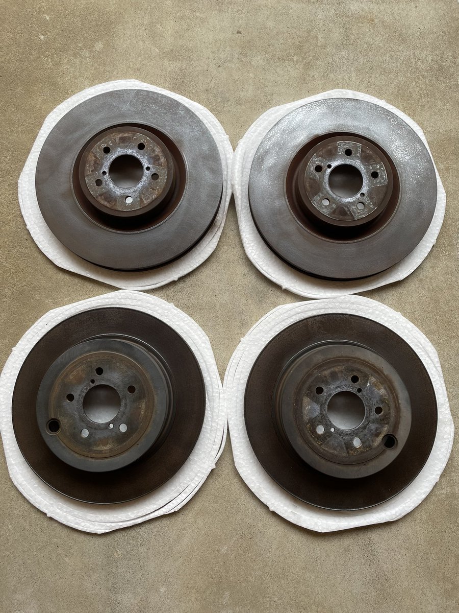 komagata_86's tweet photo. BRZ ZC6   STI ブレーキキット
（キャリパー、パッド、ローター セット）
20万円　直接渡し、着払い発送可

新しい車両製作の資金にしたいので拡散お願いします🙌 https://t.co/czWWF7bSqZ