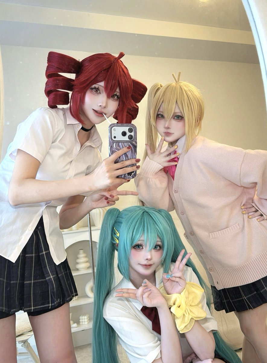 t_cos_214's tweet photo. 信号機💚💛❤️ https://t.co/W3NBAHFnyI