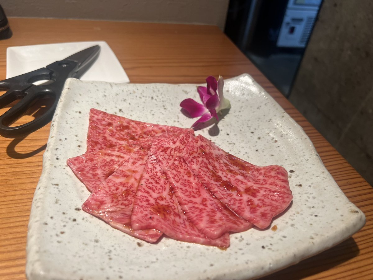 mmfmlw's tweet photo. 行きつけの焼肉が美味しすぎる🥰 https://t.co/4nhQHwoCHy