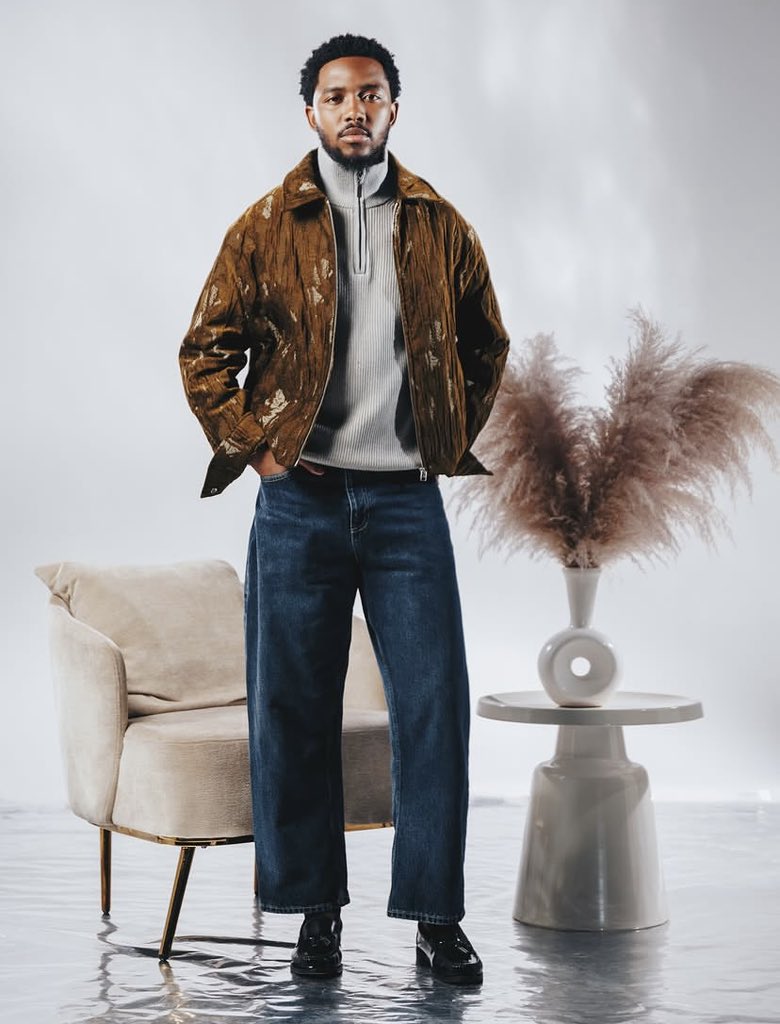 Melo_Malebo's tweet photo. Sweet Guluva making the Woolworths men’s collection look even better. https://t.co/umRyPttp4A