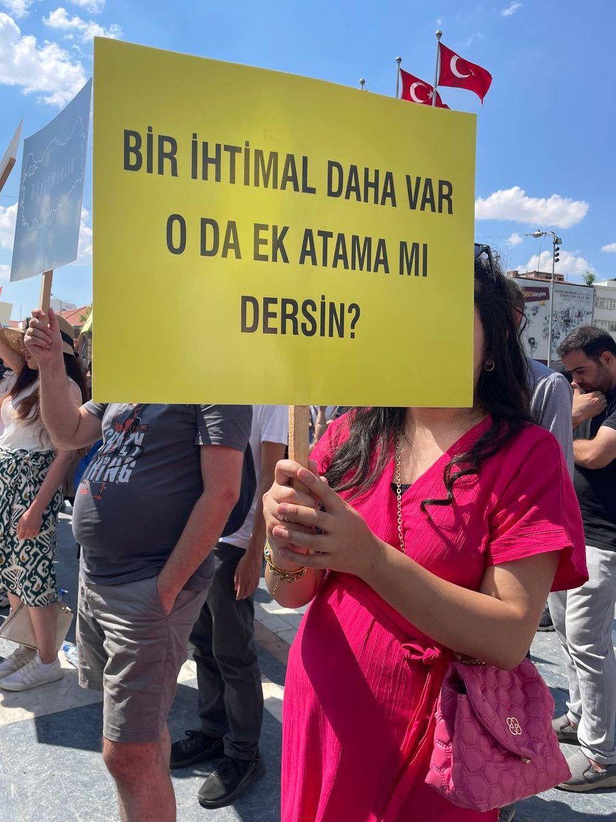w_aisee's tweet photo. @Yasingrms0 Talepler karşılanmadı. Biz hala bekliyoruz. O puanı alabilmek için hayatımda birçok şeydan feragat ettim ben. 2024 KPSS’de emeğim çöp edildi. Ek atama ile yeni dönemde okuluma kavuşmak istiyorum. @Yasingrms0 @edipuzen @Mahmut__ozay @PrfDrFilizKilic @TalipGeylan06 @TalatAtilla https://t.co/j35Fay7KaQ