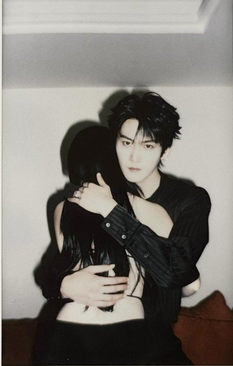 yezieun's tweet photo. kenapa kaya marah gaakan aku ambil wanwannya tenang aja https://t.co/7mfnHXMrpu