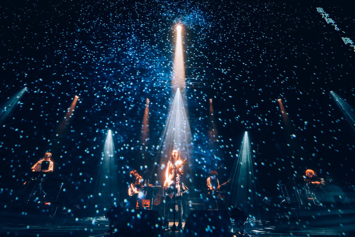 noa__aburasoba's tweet photo. 私のライブは演出チームがすごいです https://t.co/lW8M5wZwZL
