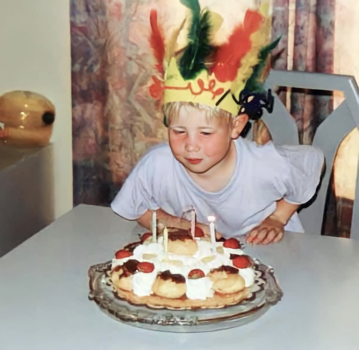ixpilx's tweet photo. Happy Birthday Kevin De Bruyne 💙🎂
35 years of brilliance, passion and unforgettable moments.
Watching you play has always been something special 
Forever my favorite player 👑🐐 https://t.co/rZk7dNv1mL