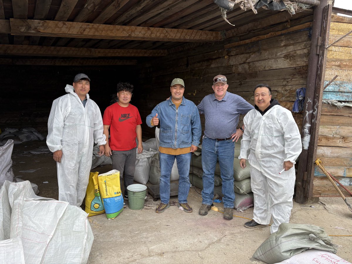 GraemeFinn1's tweet photo. Finishing up another education tour of mongolia with the seed mafia 😎doing seeding trials in 7 locations in the nth of the country 
Thanks to @BarenbrugUSA for supporting the project 
I’ll be back in august/sept to monitor the forages process #eccofarm 
Good rain everywhere https://t.co/aLgWPLZf4t