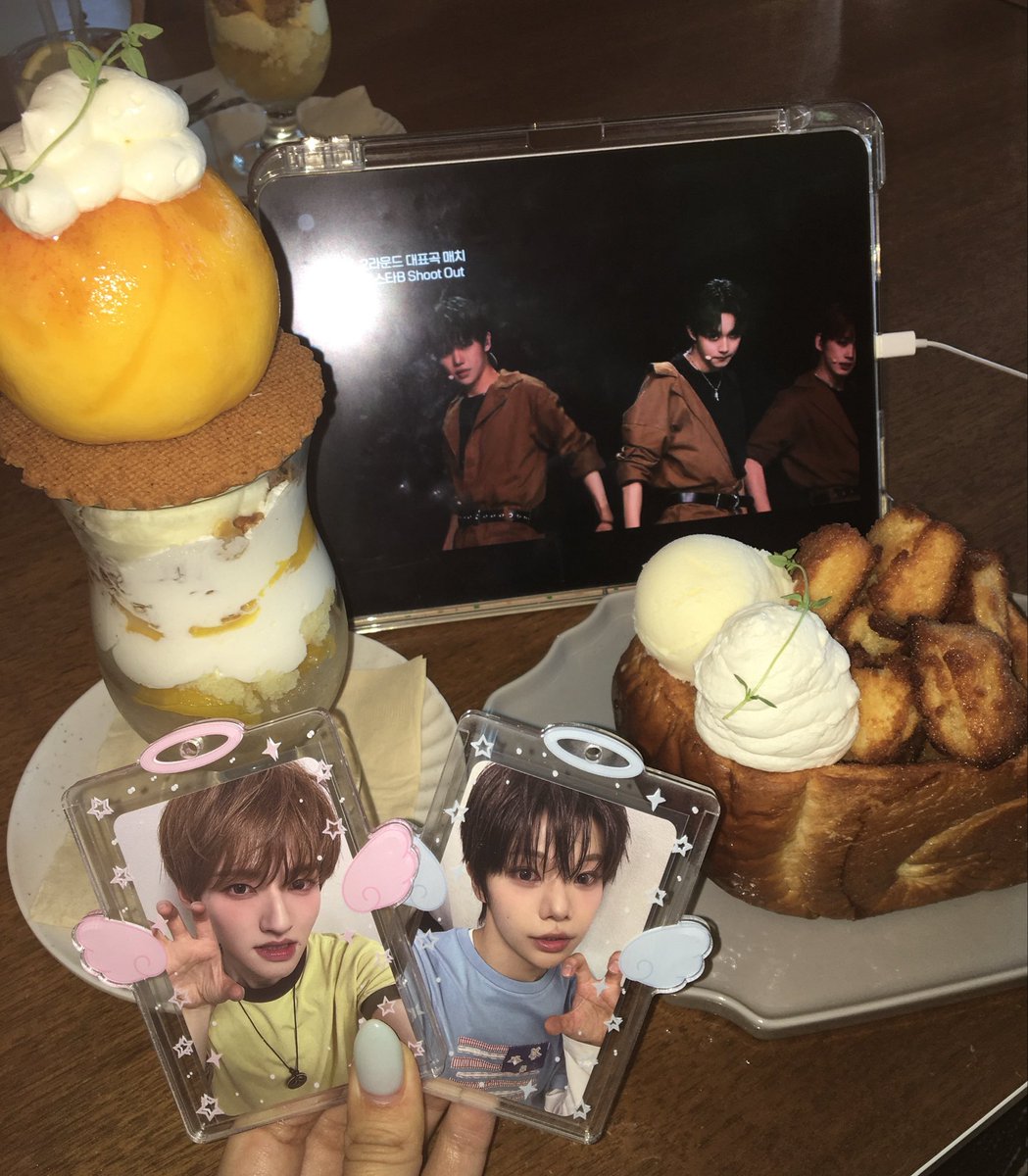koko_z2's tweet photo. 여행내내 ㅇㅇㅈ이야기만••• https://t.co/SKqqMmcX5h