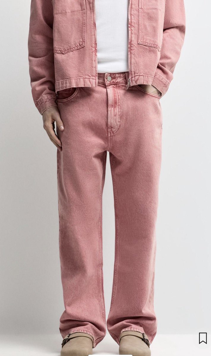 DiskoMolvi's tweet photo. Should I Buy This Colour? https://t.co/aoLjhABzhF