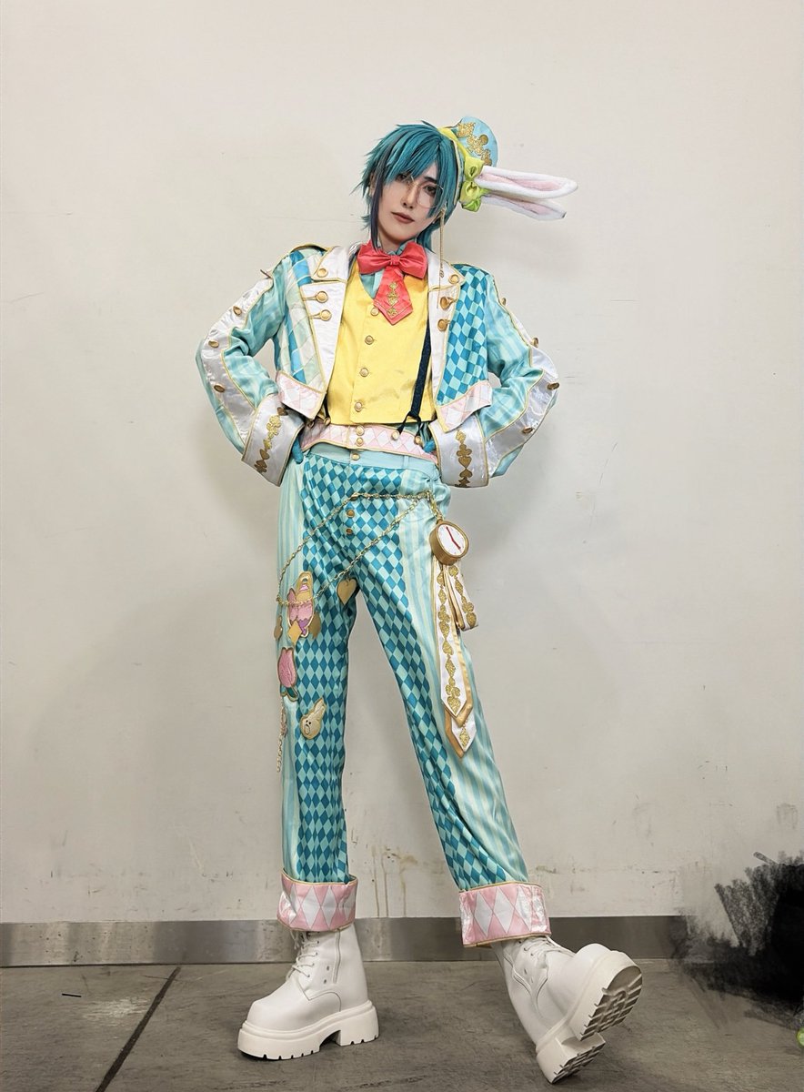 ruru_N9A's tweet photo. cos/twst 🦈

今日はラビフロでいました~！！
素敵なお品物GETできて幸😭🎶 https://t.co/iJZxJ8aOL2